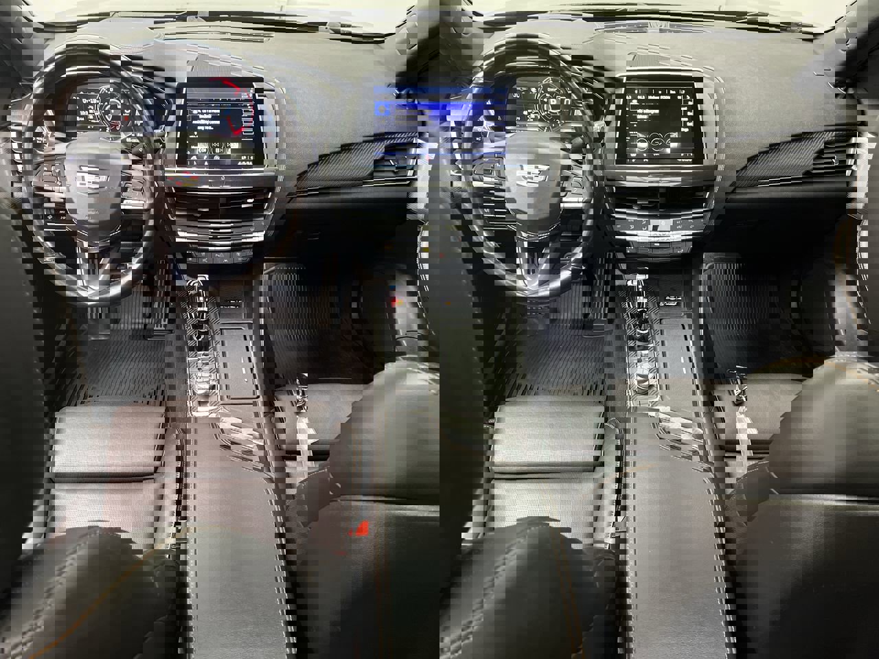 2022 Cadillac CT5 V photo 4