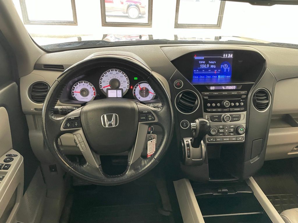 2014 Honda Pilot EX-L photo 17