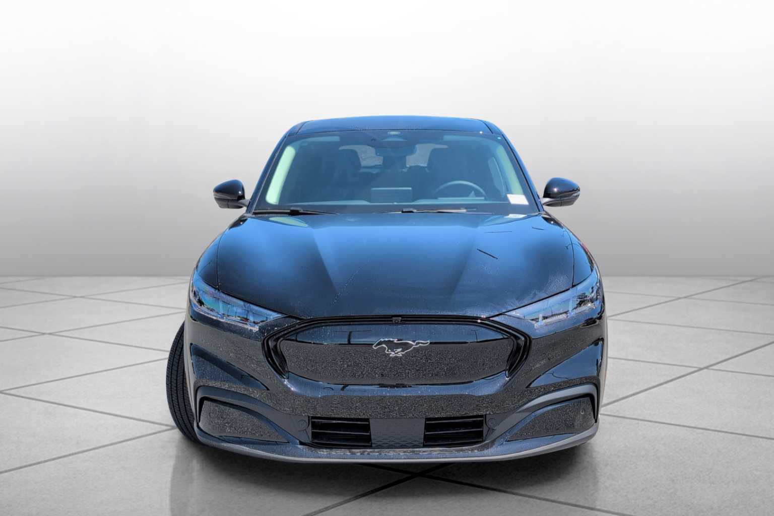 2025 Ford Mustang Mach-E Premium photo 2