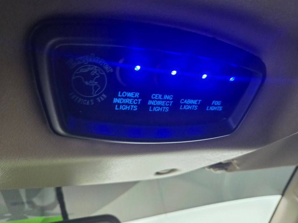 2023 Gmc Savana 2500 Cargo photo 25