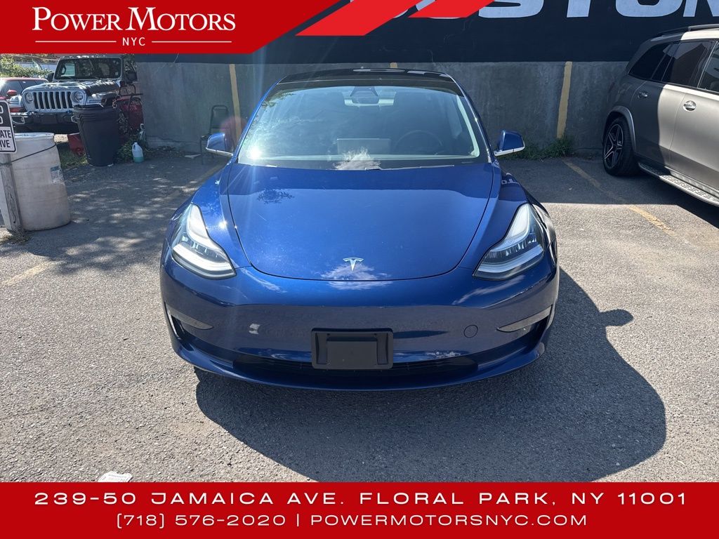 2019 Tesla Model 3 Long Range photo 2