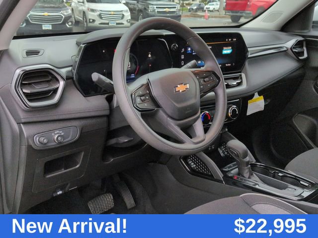 2024 Chevrolet Trailblazer LT photo 3