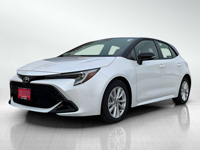 2026 Toyota Corolla Hatchback SE's photo