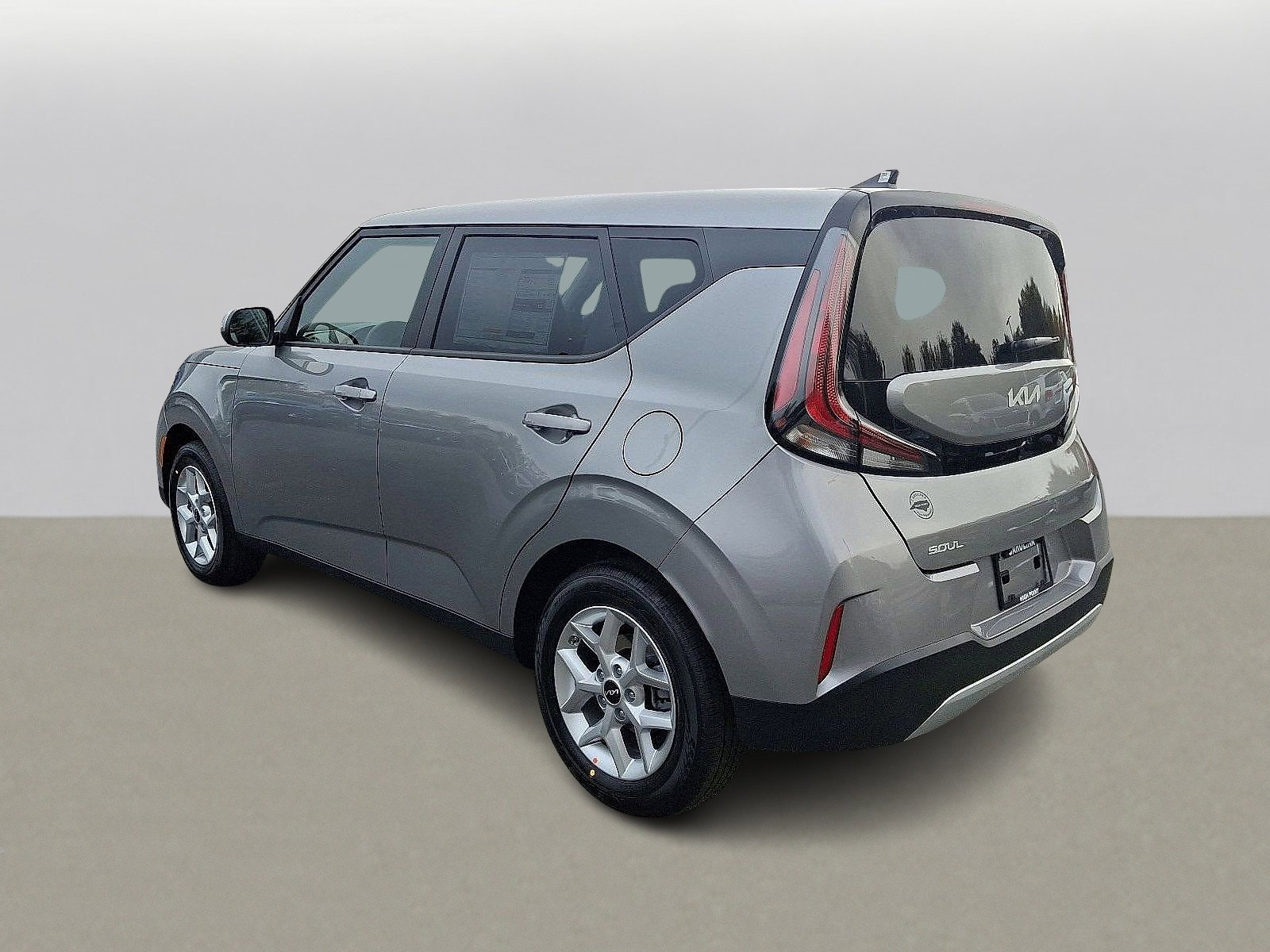 2025 Kia Soul LX S photo 3
