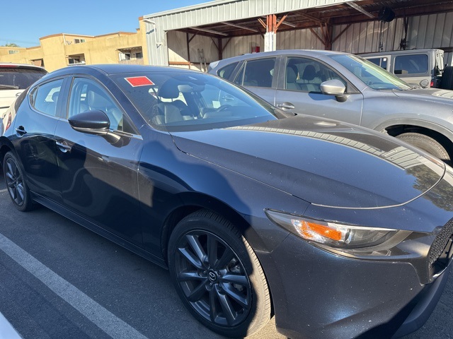 2022 Mazda Mazda3 Select's photo