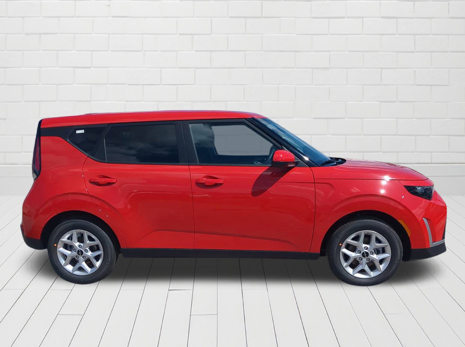 2025 Kia Soul LX photo 4