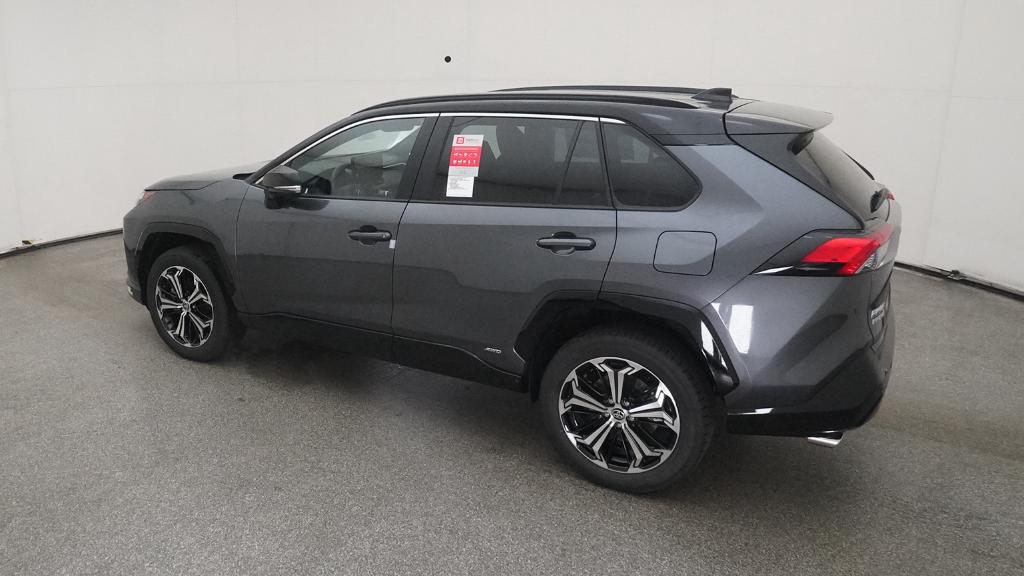 2025 Toyota RAV4 Hybrid XSE photo 11