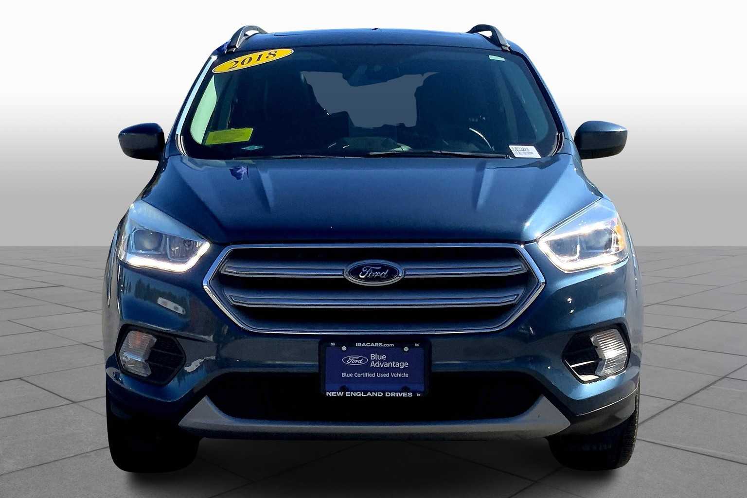 2018 Ford Escape SEL photo 3