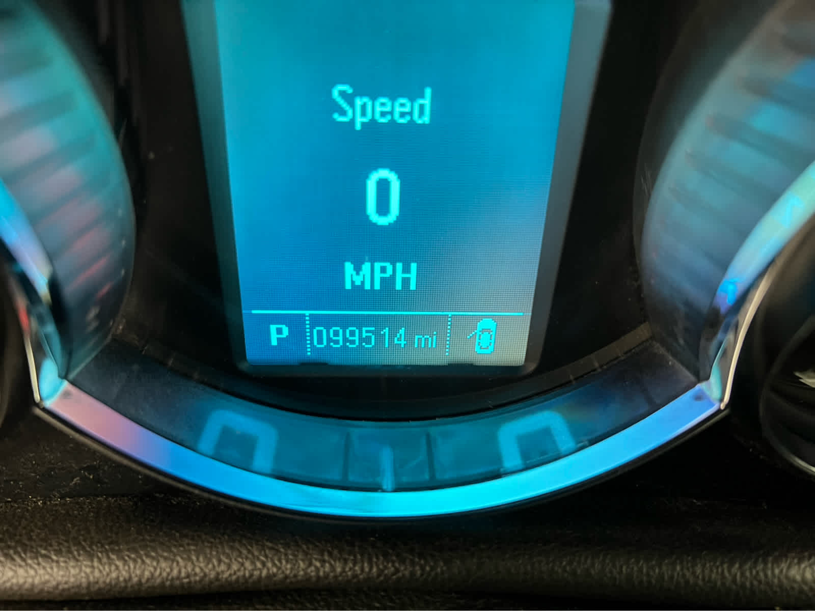 2012 Chevrolet Cruze photo 2