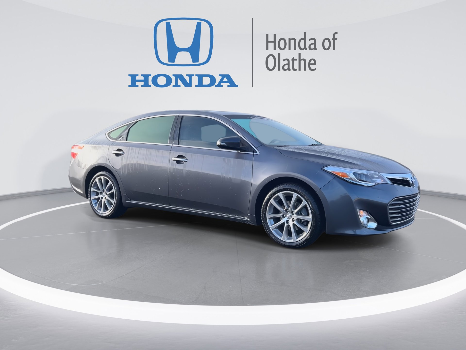 Used 2014 Toyota Avalon XLE with VIN 4T1BK1EB3EU119787 for sale in Kansas City