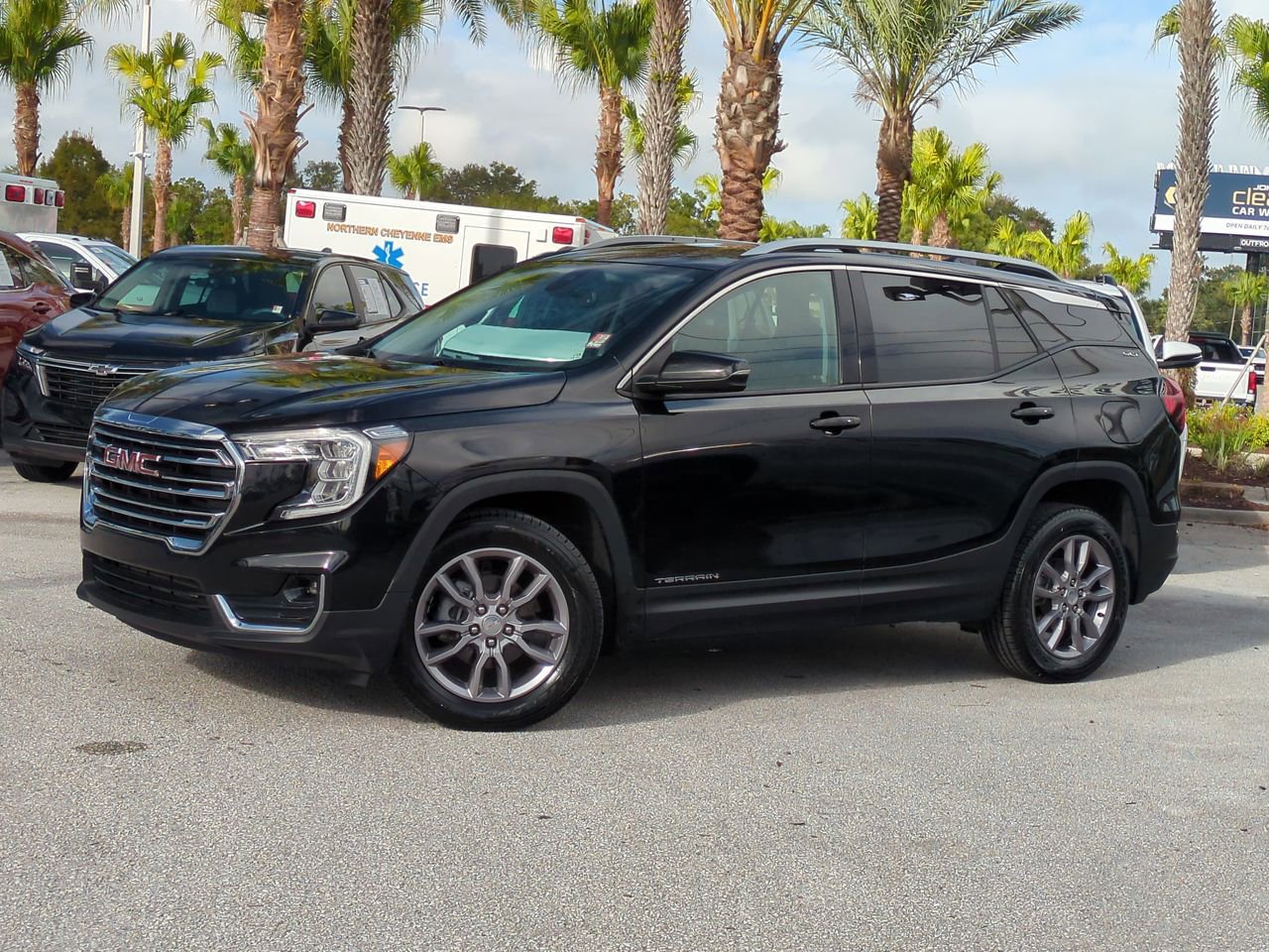 2024 GMC Terrain SLT