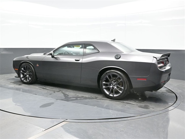 2022 Dodge Challenger R/T Scat Pack photo 3