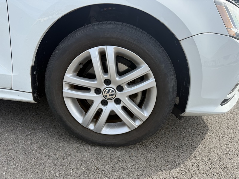 2017 Volkswagen Jetta 1.4T S photo 3