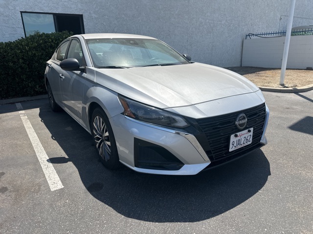 2024 Nissan Altima 2.5 SV photo 4