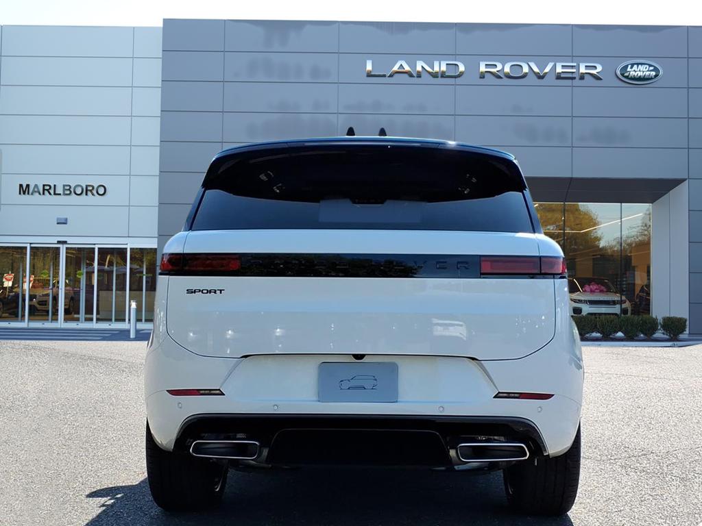 2025 Land Rover Range Rover Sport SE photo 6