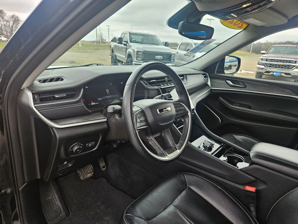 2022 Jeep Grand Cherokee Limited photo 14