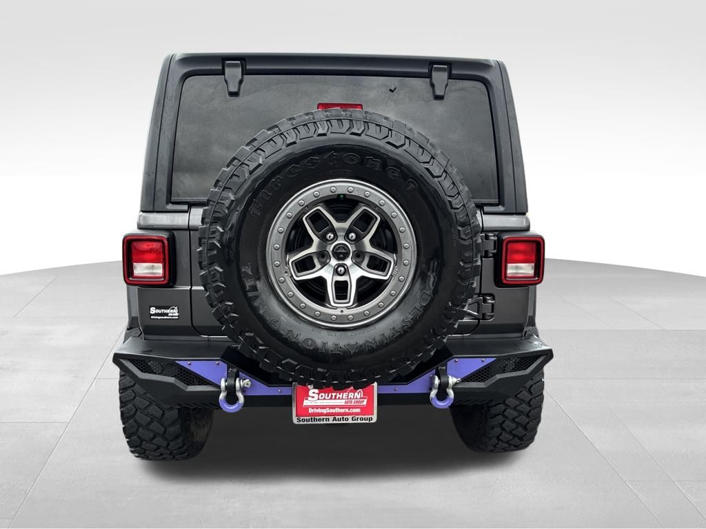 2020 Jeep Wrangler Unlimited Sahara photo 4