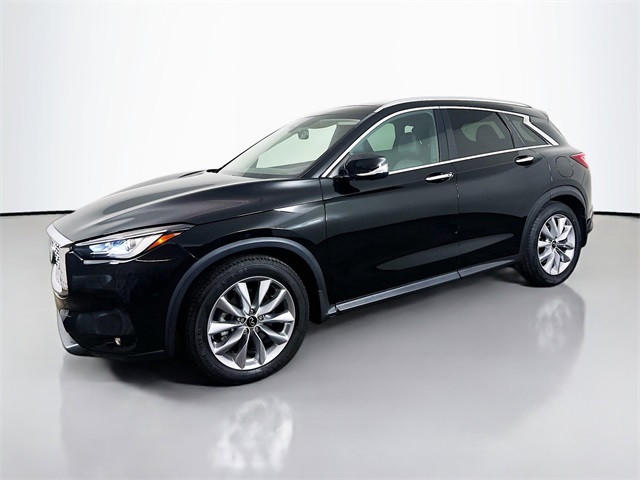 2022 Infiniti QX50 Essential photo 4