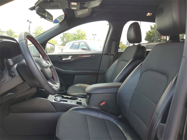 2023 Ford Escape ST-Line photo 12