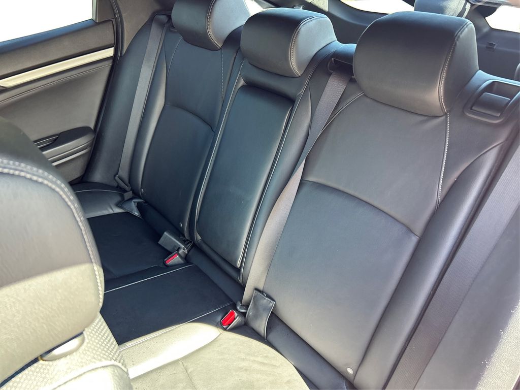 2018 Honda Civic EX-L photo 14