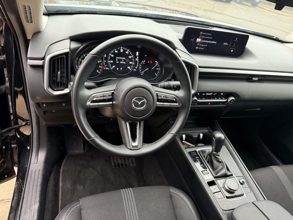 2025 Mazda CX-50 2.5 S Preferred photo 2