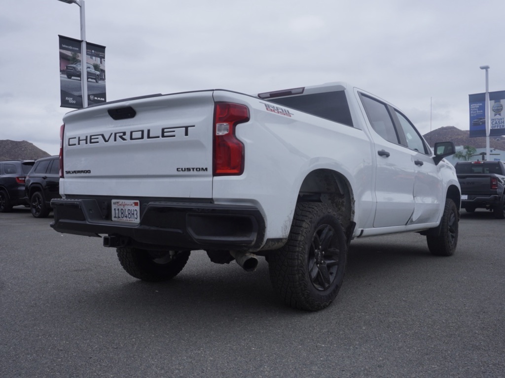 2021 Chevrolet Silverado 1500 Custom Trail Boss photo 2