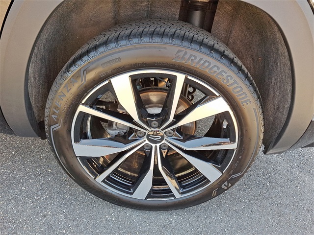 2025 Volkswagen Atlas Cross Sport SEL Premium R-Line photo 4