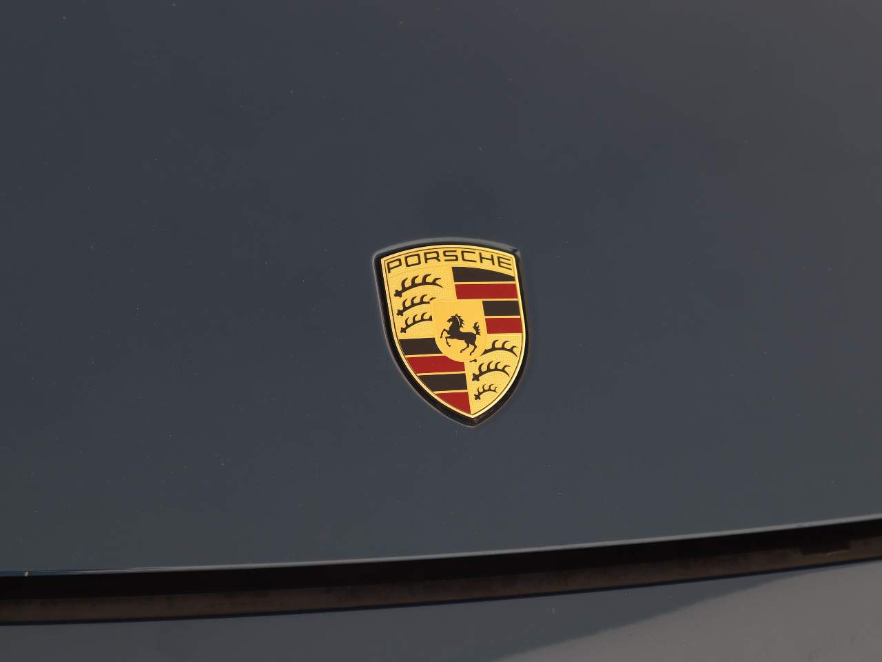 2024 Porsche Cayenne Coupe photo 22