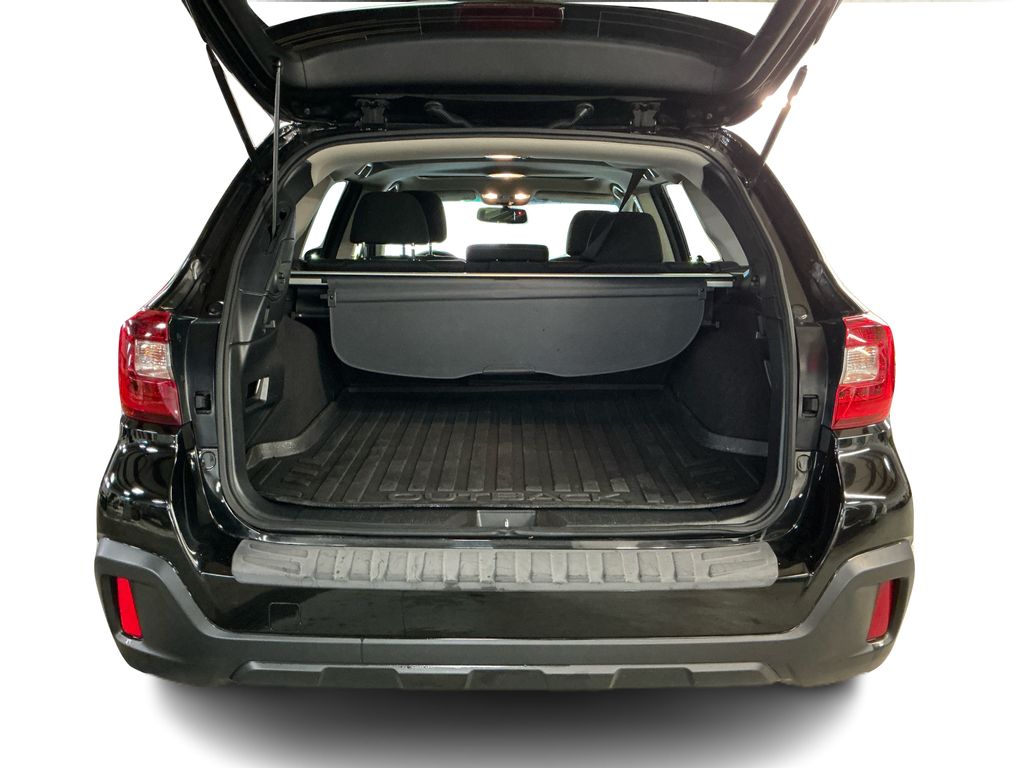 2018 Subaru Outback 2.5i Premium photo 20