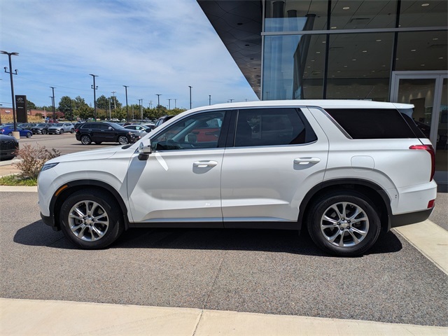2022 Hyundai Palisade SE photo 2