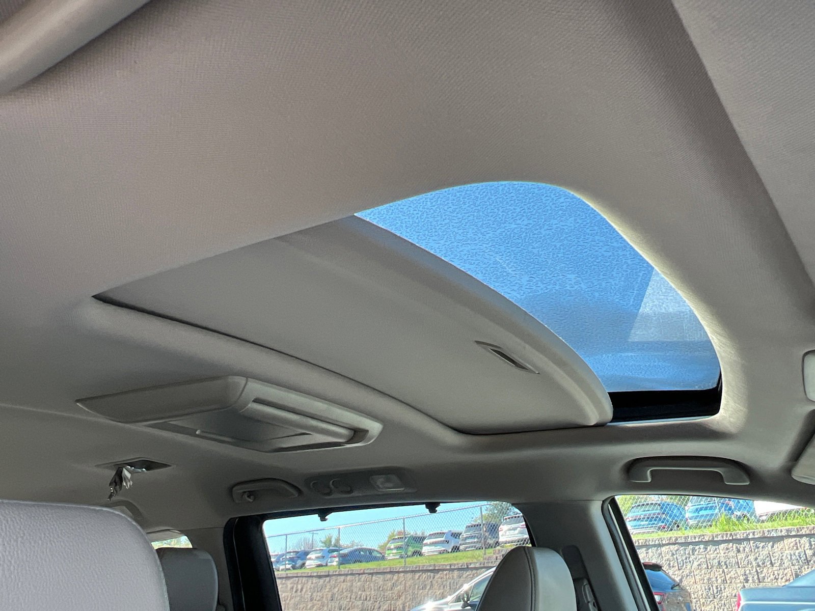 2015 Honda Odyssey EX-L photo 13