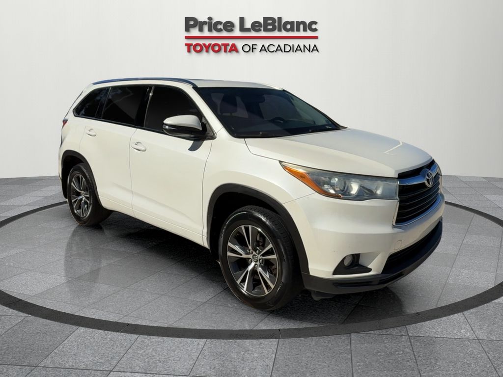 2016 Toyota Highlander