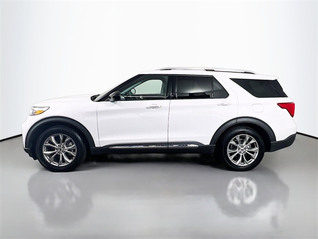 2022 Ford Explorer Limited photo 2