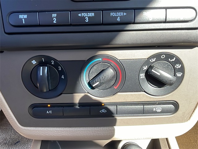 2008 Ford Fusion S photo 29