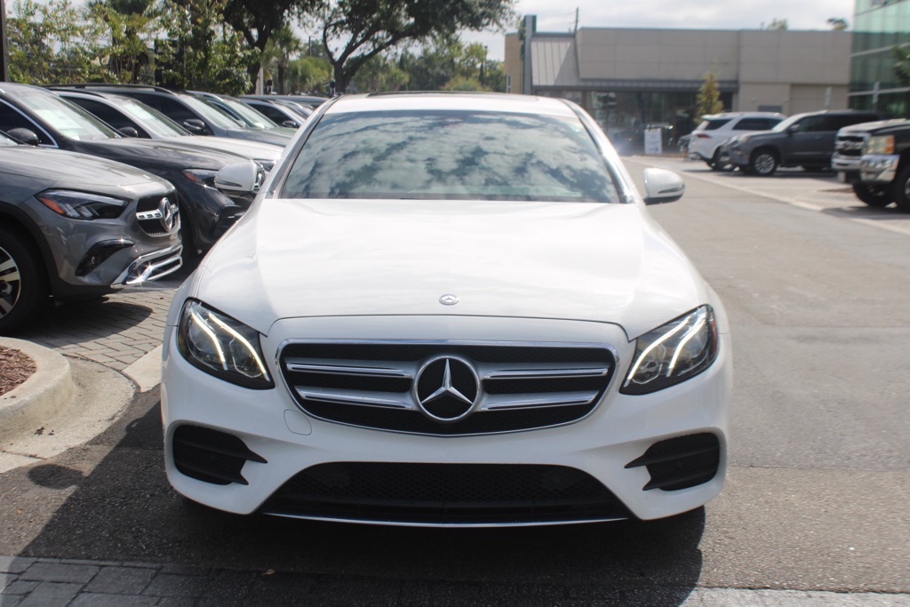 2017 Mercedes Benz E 300 4MATIC Sedan photo 2