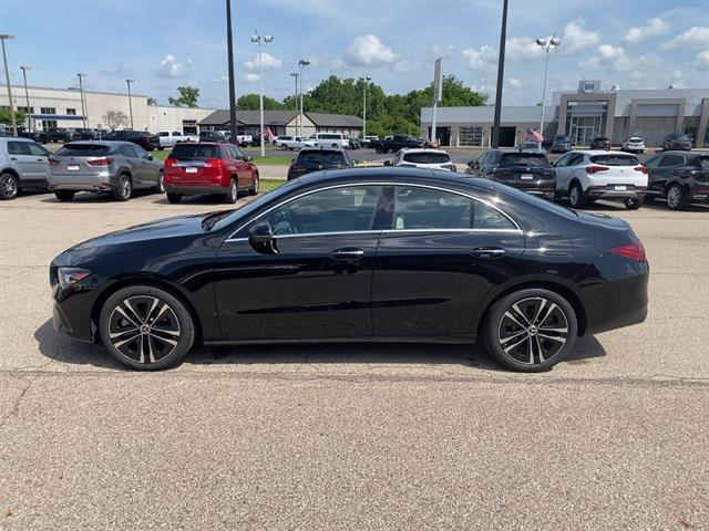 2025 Mercedes Benz CLA 250 4MATIC photo 5