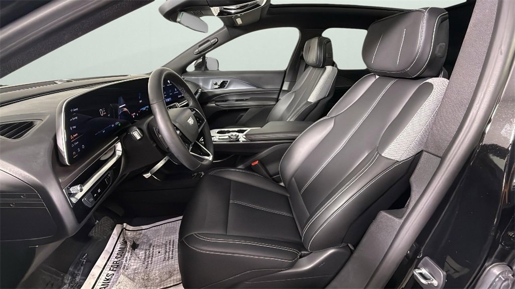 2024 Cadillac Lyriq Tech photo 16