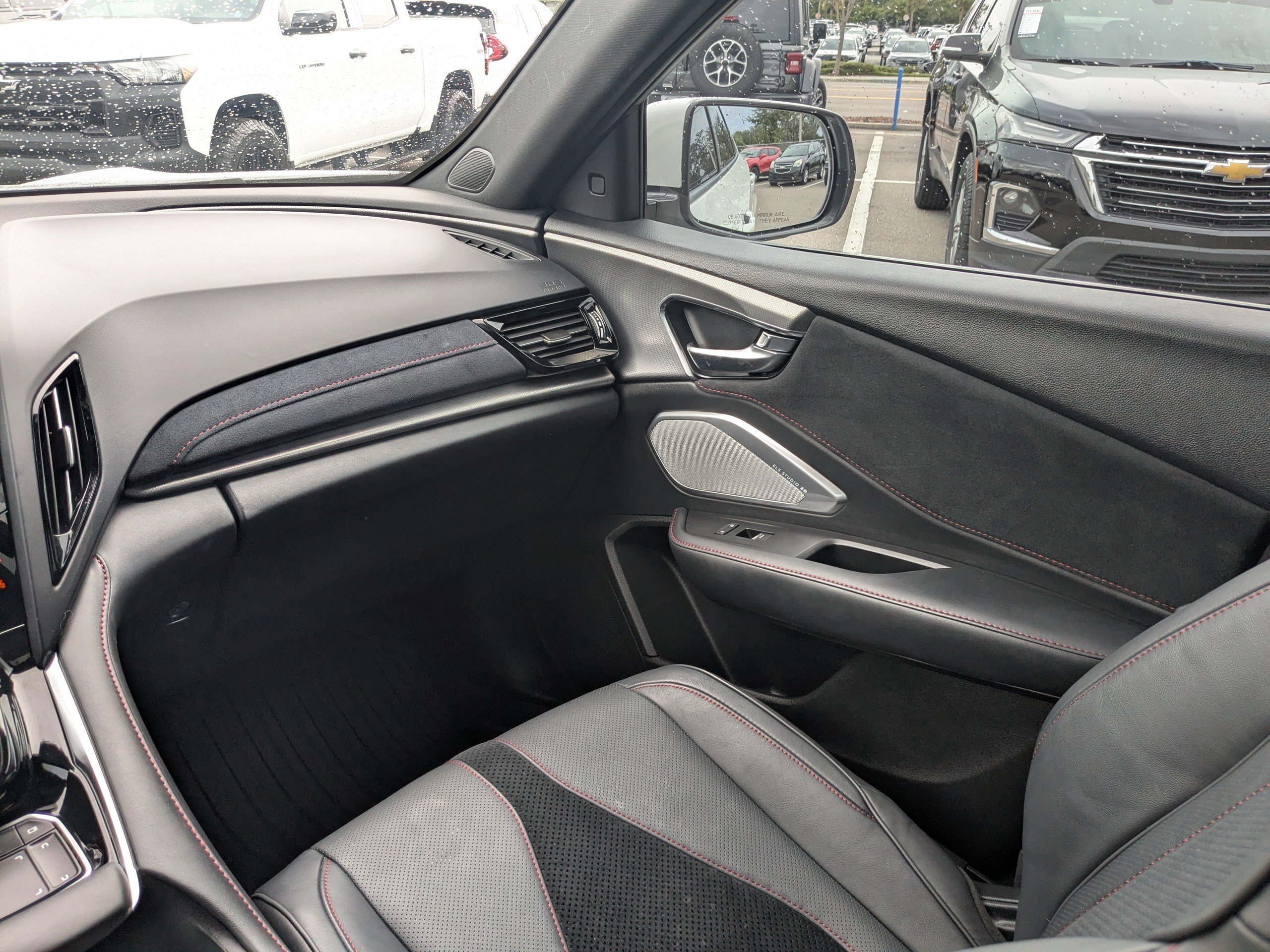 2023 Acura RDX A-Spec photo 9