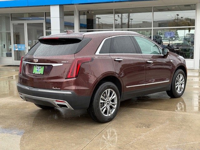 2022 Cadillac XT5 Premium Luxury photo 3