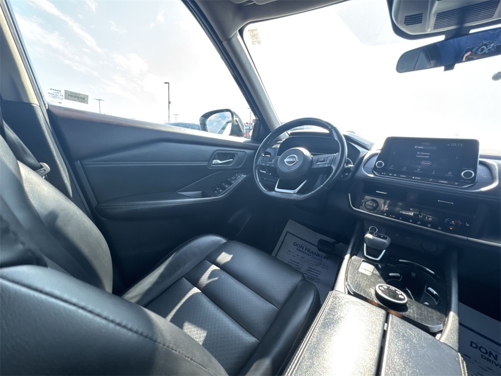 2023 Nissan Rogue SV photo 15