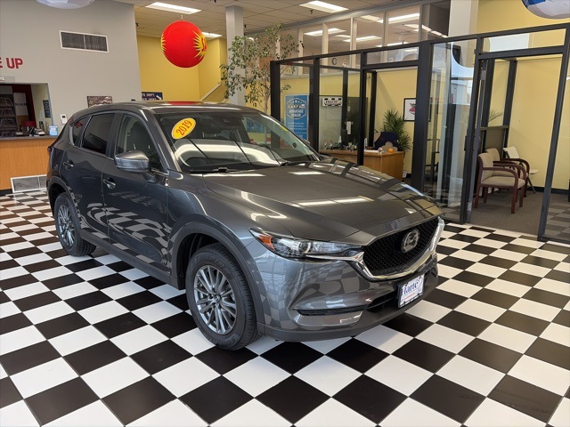 2019 Mazda CX-5 Touring's photo