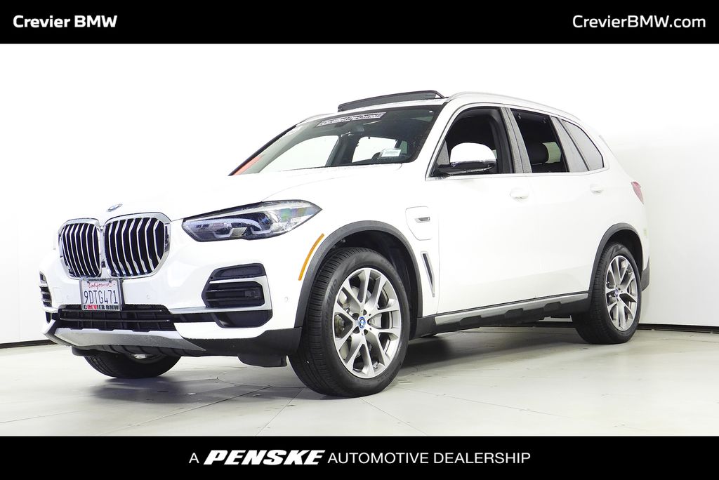 2023 BMW X5 45e's photo