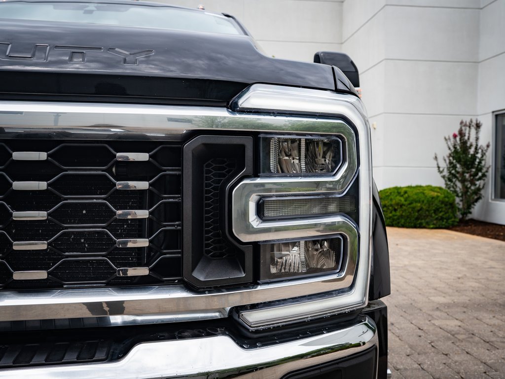 2023 Ford F-450 photo 15