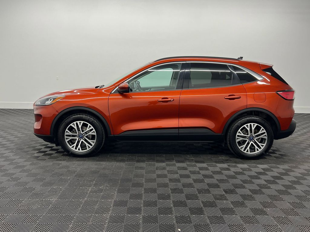 2020 Ford Escape SEL photo 2