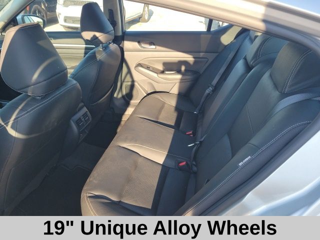 2023 Nissan Altima 2.5 SL photo 11