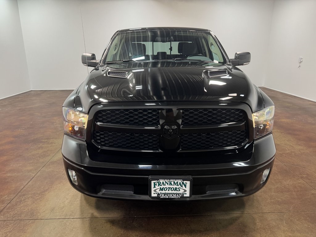 2019 Ram 1500 Classic SLT photo 38