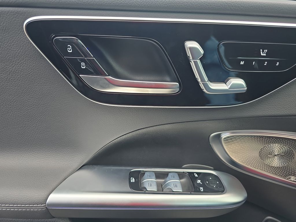2025 Mercedes Benz C 300 photo 30