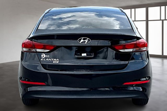 2018 Hyundai Elantra SE photo 4