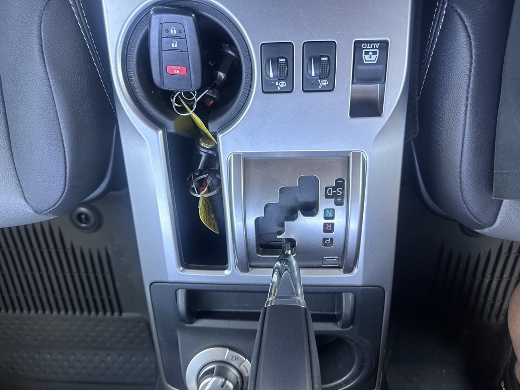 2024 Toyota 4Runner SR5 Premium photo 20