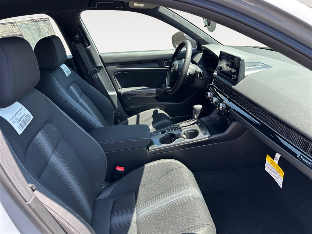 2025 Honda Civic Hatchback Sport photo 15